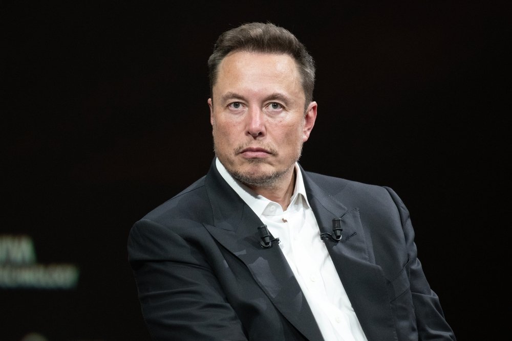 Un judecător federal a promulgat o ordonanță de urgență pentru a suspenda autoritatea Comisiei pentru eficiență guvernamentală (DOGE), sub conducerea lui Elon Musk, asupra sistemului de plăți al Trezoreriei SUA.