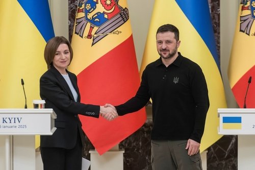 Maia Sandu, Președinta Republicii Moldova, afirmă că Rusia a invadat Ucraina și își arată solidaritatea față de țara vecină.