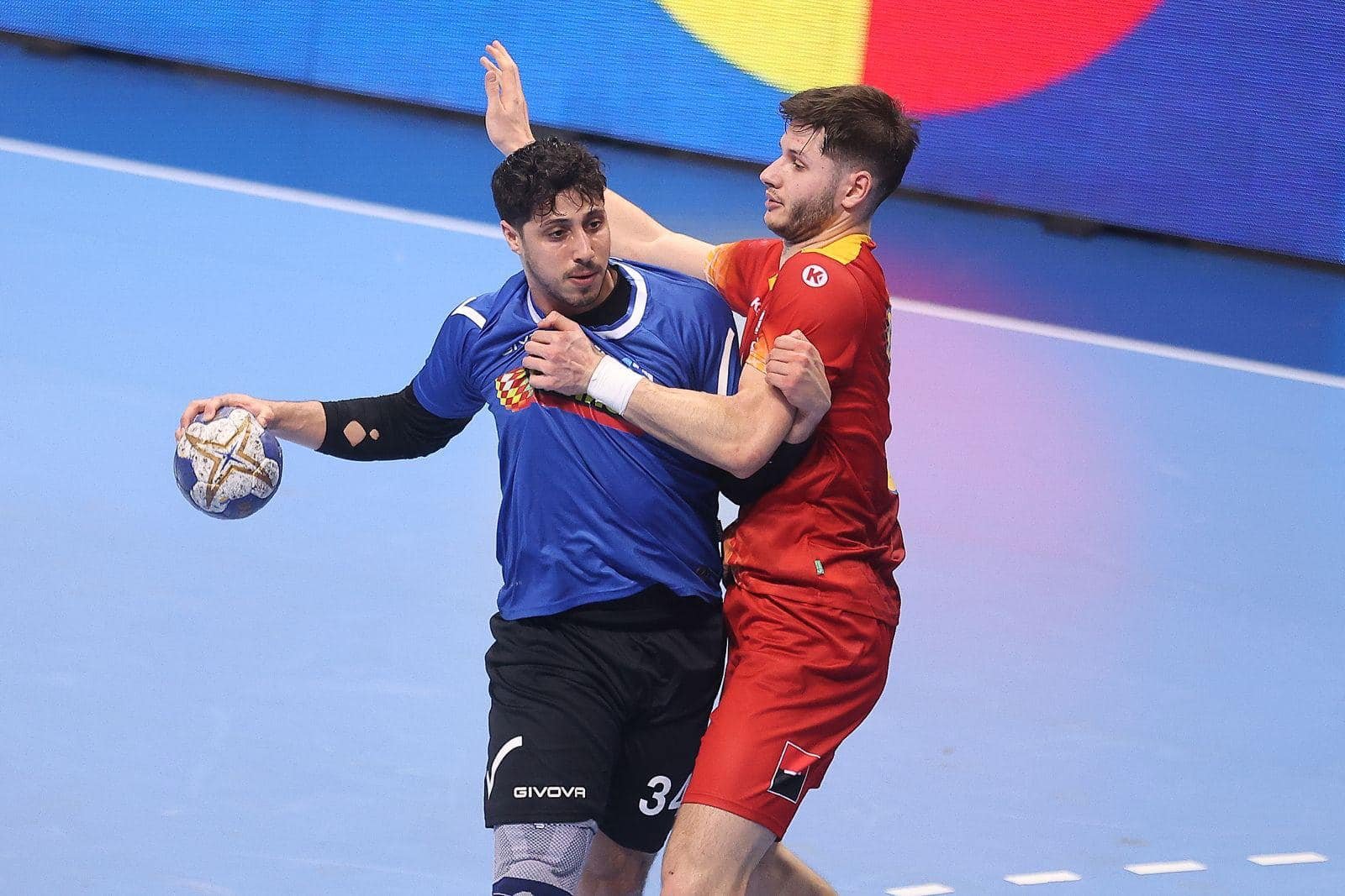 Echipa națională de handbal masculin a României a terminat la egalitate, 29-29, cu Israelul în preliminariile EURO 2026.