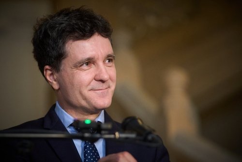 Nicușor Dan a declarat că, în cazul în care va fi ales președinte, va sprijini soluția celor două state în conflictul din Orientul Mijlociu și se va împotrivi relocării populației din Gaza.