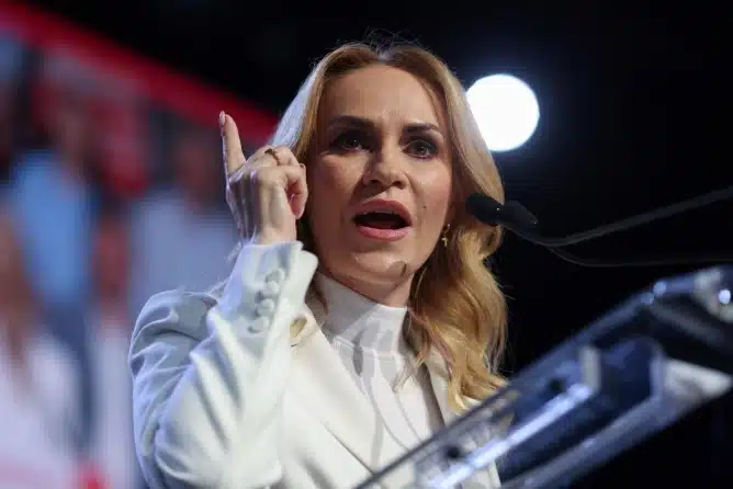 Gabriela Firea, europarlamentar, subliniază importanța unui buget european dedicat investițiilor în oameni și comunități, punând accent pe tineri și femei antreprenor.