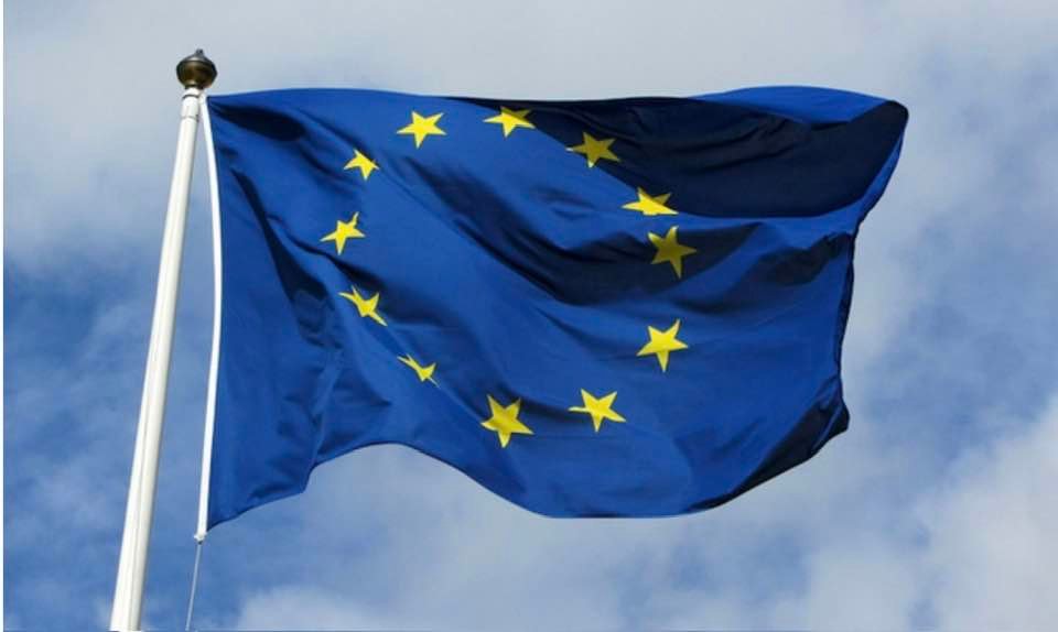 Comunitatea „Rezistența” organizează un marș pro-european pe 9 mai, de Ziua Europei, între Piața Universității și Piața Victoriei, în sprijinul valorilor europene.