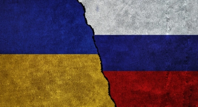 Germania și Franța acuză Rusia de tergiversarea negocierilor de pace pentru Ucraina și solicită impunerea de noi sancțiuni împotriva Moscovei.
