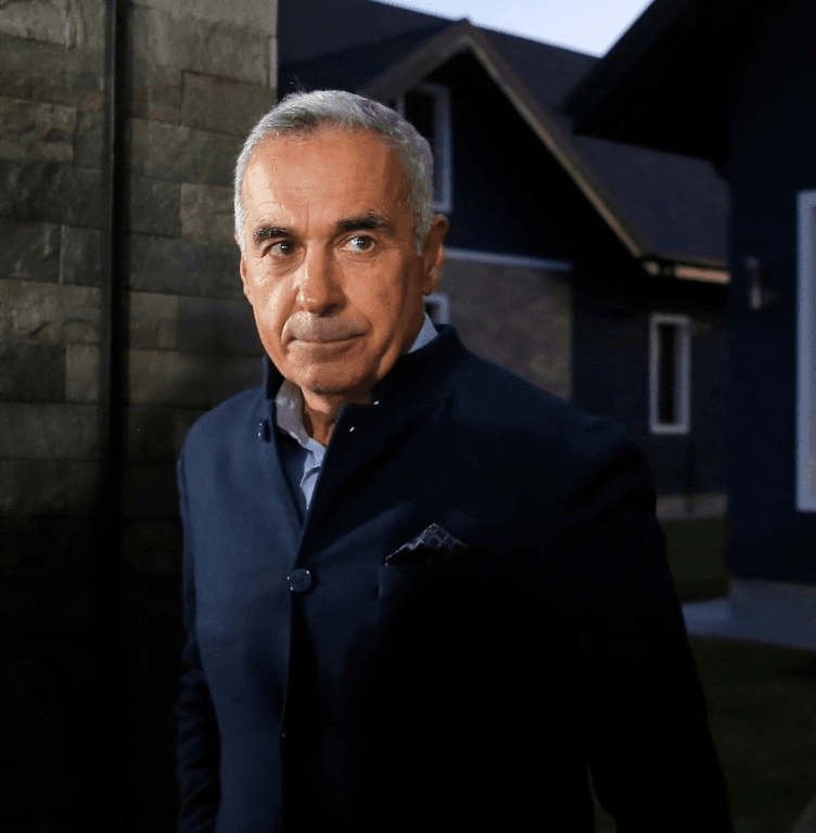 Călin Georgescu rămâne sub control judiciar, iar judecătorii au respins plângerea ca fiind neîntemeiată.