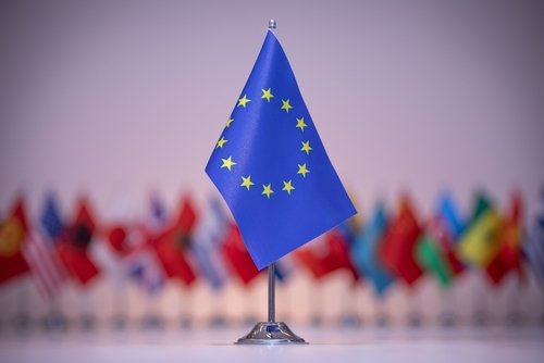 Comisia Europeană anunță un apel de proiecte de 5 milioane de euro pentru consolidarea rețelei de fact-checking în cadrul inițiativei „Scutul pentru Democrația Europeană”