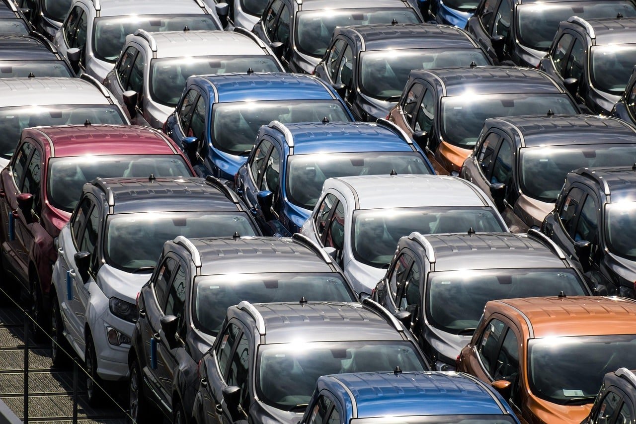 Beijingul oprește exporturile de metale rare, afectând industria auto europeană.