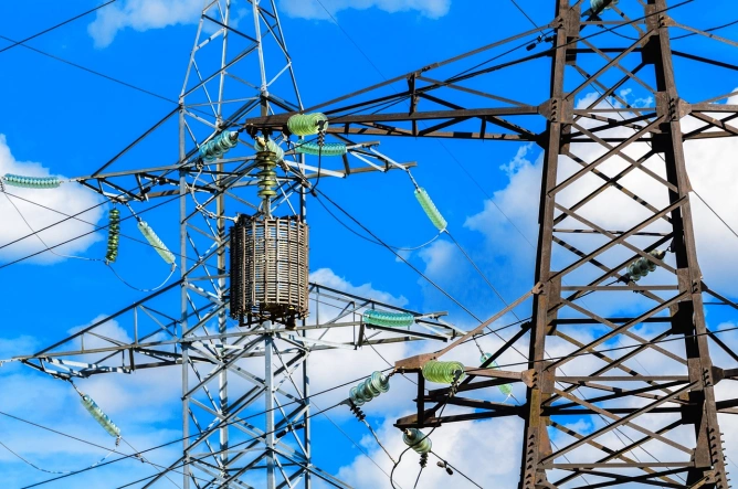ANRE își propune să combată speculațiile pe piața energiei prin diminuarea garanției la contractele angro