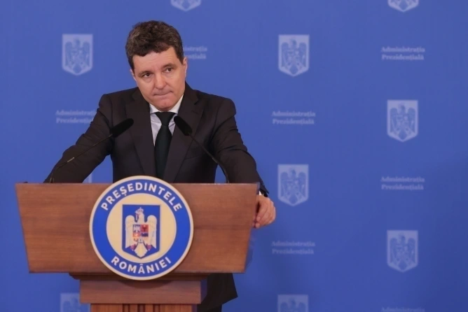 Președintele Nicușor Dan cere autorităților să abordeze cu seriozitate cazurile de violență domestică, în urma crimei unei tinere din Lipănești.