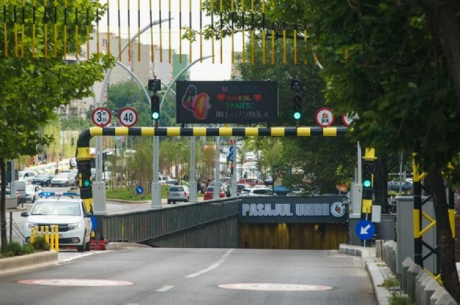 Circulația pe Splaiul Independenței va fi restricționată sâmbătă dimineața pentru lucrări de reabilitare a planșeului de deasupra râului Dâmbovița.