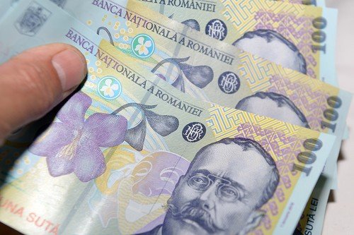 ROBOR la 3 și 6 luni rămâne constant la 7,09% și 7,17%, influențând dobânzile creditelor în lei