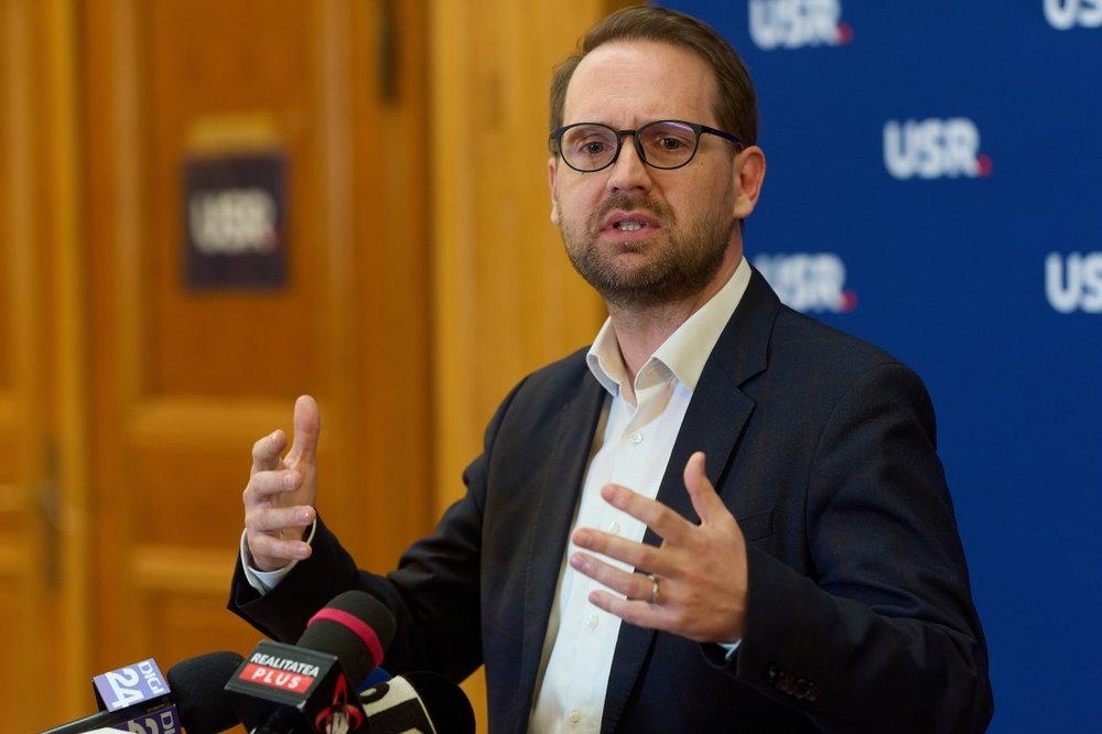 Dominic Fritz, președintele USR, a confirmat că TVA-ul nu va crește vara aceasta și nu se va introduce o taxă pe tranzacțiile bancare.