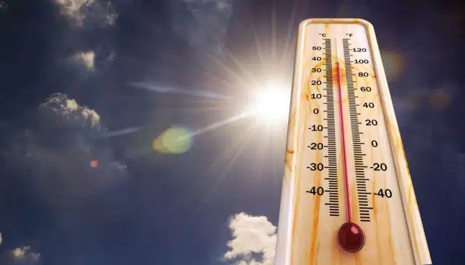 După o perioadă caniculară, România se va confrunta cu o răcire accentuată a vremii, cu ploi și furtuni posibile între 7 și 20 iulie.