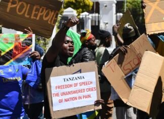 Peste 250 de persoane inculpate pentru „trădare” în Tanzania, după violențele legate de alegerile prezidențiale controversate