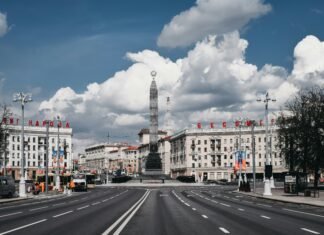 Donald Trump l-a numit pe John Coale în calitate de trimis special la Minsk pentru a negocia eliberarea prizonierilor din Belarus.