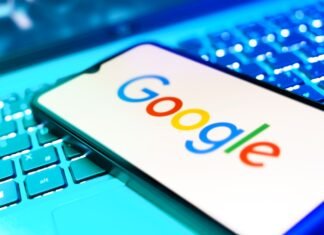 Sundar Pichai, CEO al Alphabet, subliniază importanța scepticismului față de inteligența artificială, care poate genera informații false.