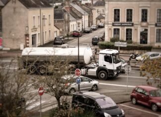 Controale ale Poliției Locale Timișoara pentru respectarea regulilor de circulație de către camioanele de mare tonaj: amenzi de până la 70.000 RON