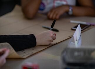 Distrigaz Sud Rețele a întrerupt furnizarea gazelor la Colegiul Tehnologic Grigore Cerchez din București din cauza unei defecțiuni la postul de reglare și măsurare.