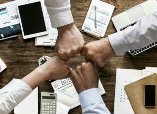 RFI și Deutsche Welle au semnat un memorandum de cooperare pentru a consolida colaborarea media franco-germană în România, luptând împotriva dezinformării și promovând informația liberă.