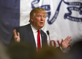 Donald Trump va ține un discurs televizat, în care promite 2.000 de dolari pentru americanii cu venituri mici, finanțate din taxele vamale.