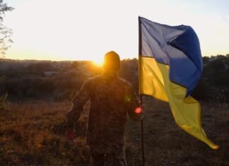 Ucrainenii resping ferm cererile de concesii teritoriale din partea Rusiei, susținând că orice referendum pe această temă ar fi invalidat.