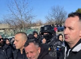 Alin Mario Berinde, tânărul din Timiș care și-a pierdut viața, este condus pe ultimul drum! Tatăl său a fost prezent la ceremonia de înmormântare.