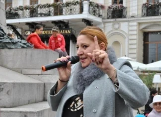 Diana Șoșoacă compară înlăturarea lui Maduro din Venezuela cu căderea lui Ceaușescu din 1989, evidențiind implicațiile geopolitice.