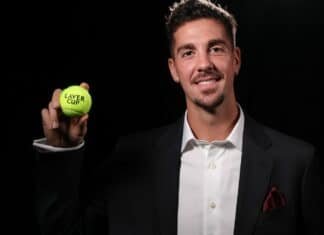 Thanasi Kokkinakis face o revenire după o accidentare gravă, câștigând alături de Nick Kyrgios la dublu, și vorbește despre intervenția sa rară la pectoral.