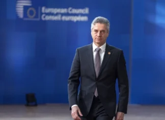 Premierul sloven Robert Golob refuză invitația lui Donald Trump de a adera la ‘Consiliul pentru pace’, invocând îngrijorări legate de amploarea mandatului.