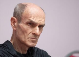 Cristian Tudor Popescu denunță intervenția agenților federali care l-au ucis pe Alex Pretti, evidențiind abuzurile și neglijența autorităților.