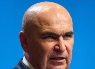 Împrumuturile între prieteni și familie, din ce în ce mai monitorizate de Fisc: Ce riscuri există pentru românii care primesc bani fără acte justificative