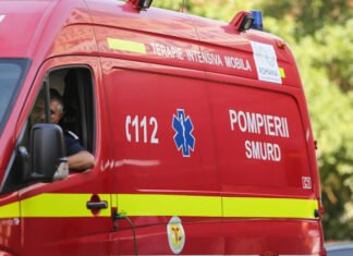 Două persoane au fost internate la spital cu arsuri severe