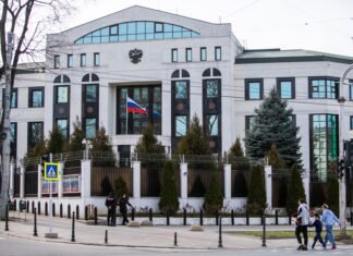 Oleg Ozerov, trimisul Rusiei la Chișinău, amenință și analizează relațiile dintre Moldova și Rusia într-un interviu recent.