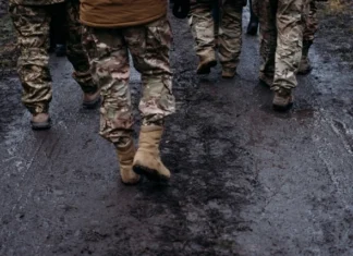 Uniunea Europeană plănuiește să înființeze două tabere de antrenament pentru soldații ucraineni în Ucraina, în eventualitatea încheierii conflictului.