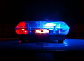 Un român de 47 de ani, arestat în Bergamo, Italia, după ce a încercat să răpească o fetiță de 18 luni, provocându-i o fractură de femur.