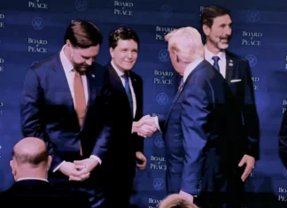 „Timpul nu s-a încheiat. Încă se întâmplă.”