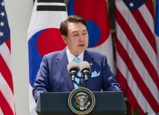 Fostul președinte al Coreei de Sud, Yoon Suk Yeol, condamnat la închisoare pe viață pentru impunerea legii marțiale în 2024, își cere scuze populației pentru „frustrările și dificultățile” cauzate, susținând în continuare că a acționat în interesul național.