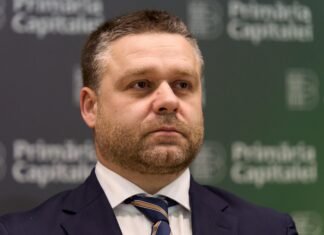 Ciprian Ciucu, Primarul General al Capitalei, acuză primarii din împrejurimi că oferă transport gratuit pe seama bucureștenilor, în contextul pierderilor mari ale STB.