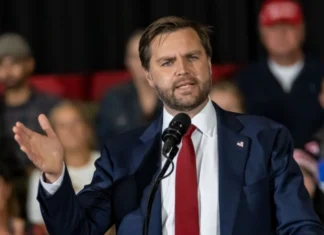 Vicepreședintele SUA, JD Vance, susține că Trump optează pentru soluții diplomatice în problema nucleară cu Iranul, având și alternative la dispoziție.