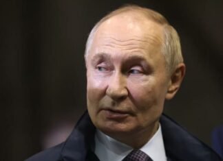 Vladimir Putin condamnă assassinarea lui Ali Khamenei ca fiind o „crimă cinică” și își exprimă sprijinul pentru Iran.