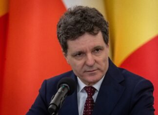 Președintele Nicușor Dan susține că intervențiile asupra accizelor carburantului nu sunt posibile, în timp ce Consiliul Concurenței observă situația.