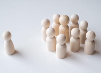 Aproximativ 12% din populația Germaniei a fost victimă a discriminării, majoritatea cazurilor fiind legate de originea etnică și de gen.