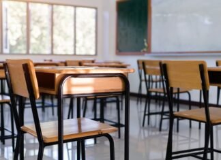 Ministerul Educației a propus o metodologie pentru gestionarea portofoliului profesional al cadrelor didactice, în dezbatere publică, care va fi implementată în 2027-2028.