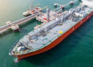 Două tancuri petroliere indiene cu GPL au trecut prin Strâmtoarea Ormuz