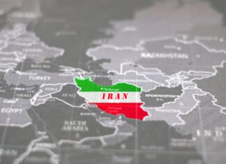 Iranul vizează fabrici esențiale de aluminiu și face amenințări la adresa universităților americane din Golf