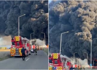 Incendiu de proportii în România: O mare fabrică a fost cuprinsă de flăcări înainte de ora 8:00.