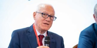 Valeriu Stoica, Dilema: Evadarea către o siguranță iluzorie și revenirea acasă