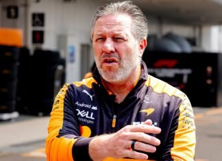 Zak Brown, șeful echipei McLaren, a avertizat cu privire la riscurile legăturilor financiare dintre echipele de F1 pentru integritatea sportului.