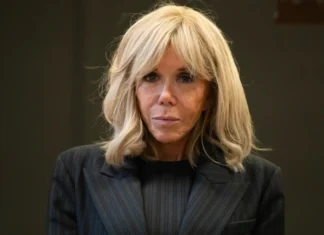 Brigitte Macron, soția președintelui Emmanuel Macron, dezvăluie că a devenit mai pesimistă și mai melancolică după nouă ani la Palatul Elysée.