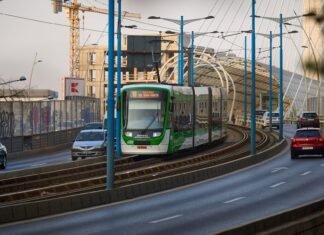 Primăria Capitalei începe modernizarea șinelor de tramvai pe Bulevardul Bucureștii Noi, Bulevardul Gloriei, Strada Piatra Morii și Calea Griviței.