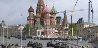 Rusia a închis aeroporturile și a restricționat internetul mobil în Moscova cu ocazia paradei de Ziua Victoriei, invocând motive de securitate.